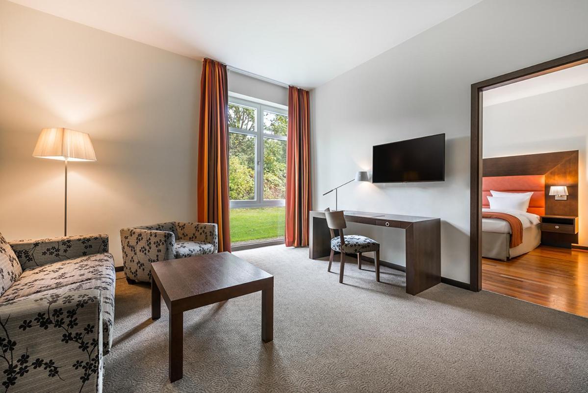 Aparthotel Am Golfclub Treudelberg Hamburg Ngoại thất bức ảnh